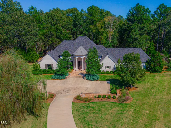 305 Deer Haven Dr, Madison, MS 39110