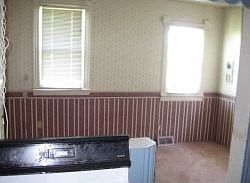 2nd image of 2632 Boas St