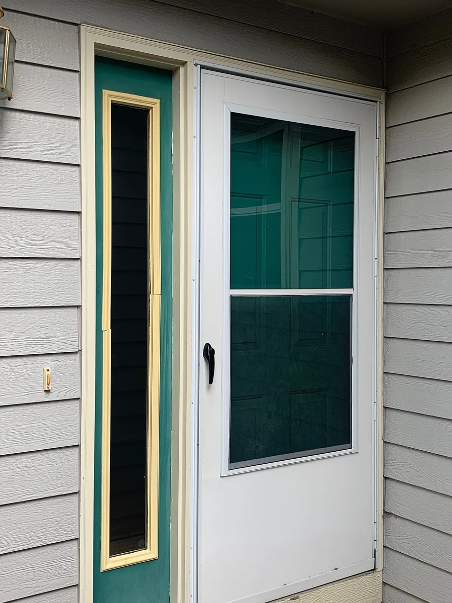 Exterior - 2905 Neil Dr