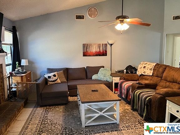 3rd image of 403 E Hogan Dr