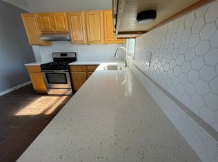 337 S 11th St FLOOR 3, Newark, NJ 07103