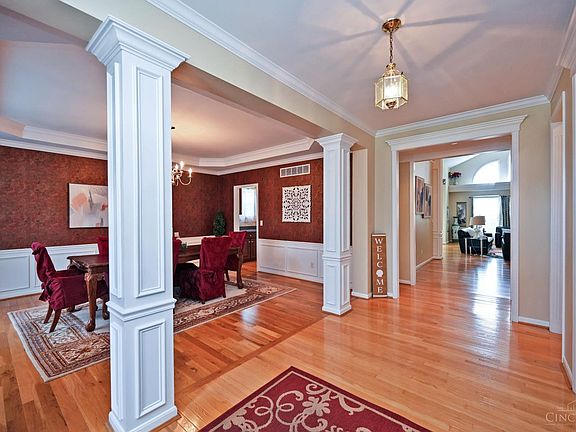 5th image of 4378 Serpentine Way