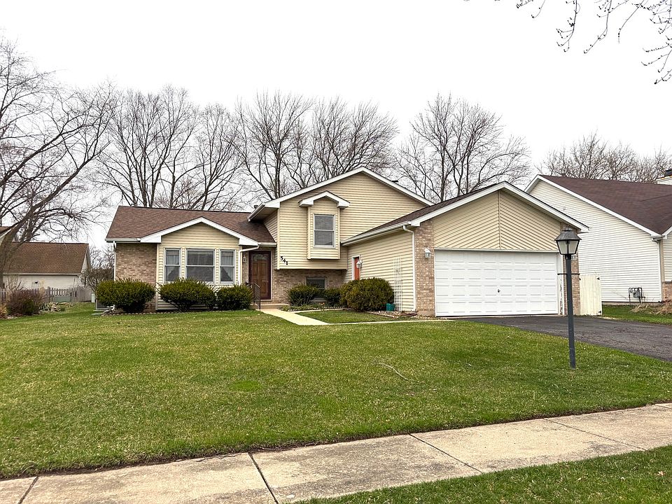 1st image of 541 Blue Bonnet Ln