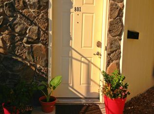 801 Park De Ville Dr, Columbia, MO 65203