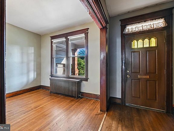 3rd image of 412 Gallatin St NW