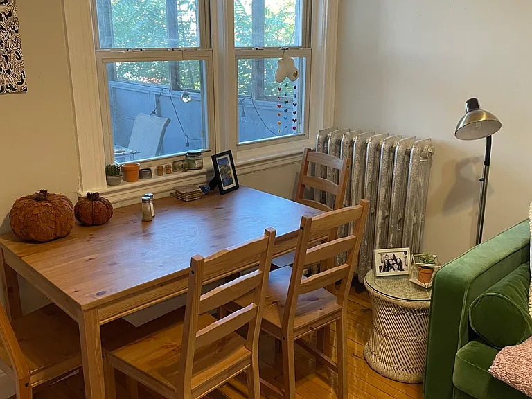 33 Highgate St #6 — Photo 15
