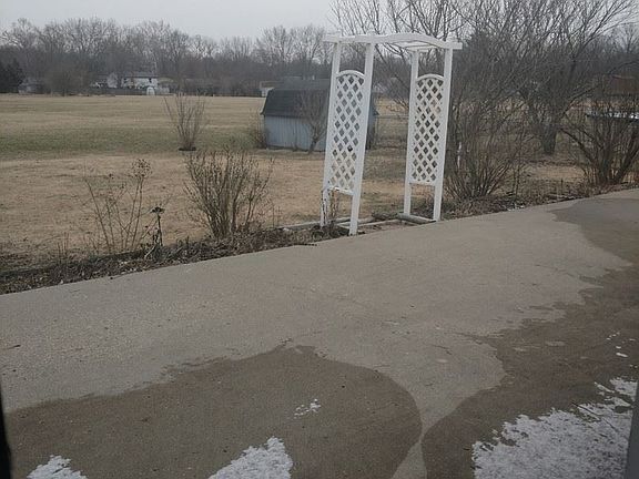 5th image of 5702 Dollar Hide South Dr