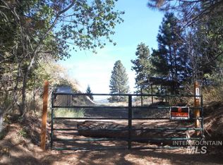 16 Big Bear Rd, Boise, ID 83716