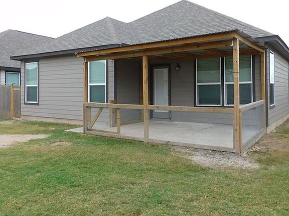 3rd image of 246 Teller Dr