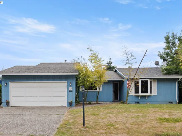 1128 SE Fir Grove Loop, Hillsboro, OR 97123