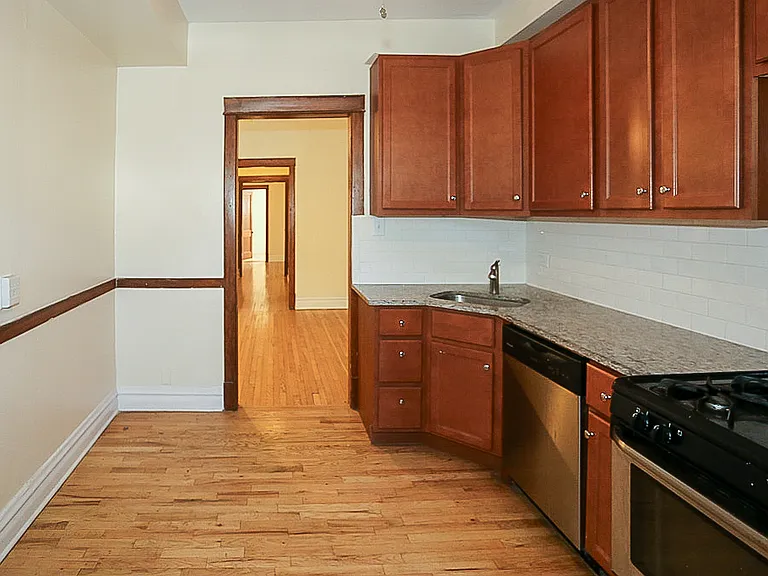 3820 N Sheffield Ave #2 — Photo 10