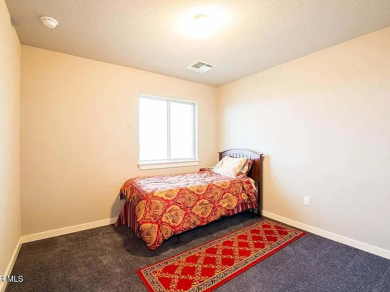 13713 Olney Ave — Photo 22