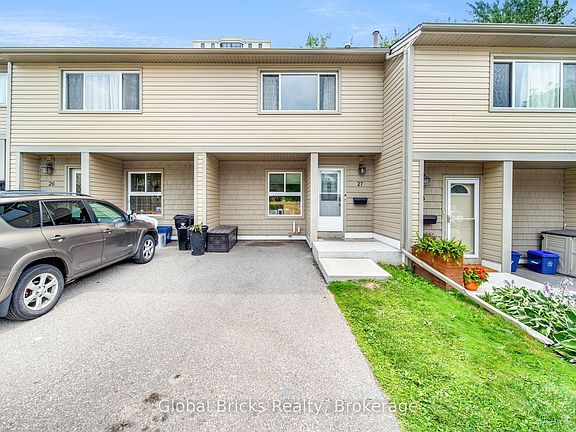 3rd image of 15 Green Valley Dr #27