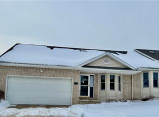 2518 Woodlawn Cir NW #42-A, Canton, OH 44708