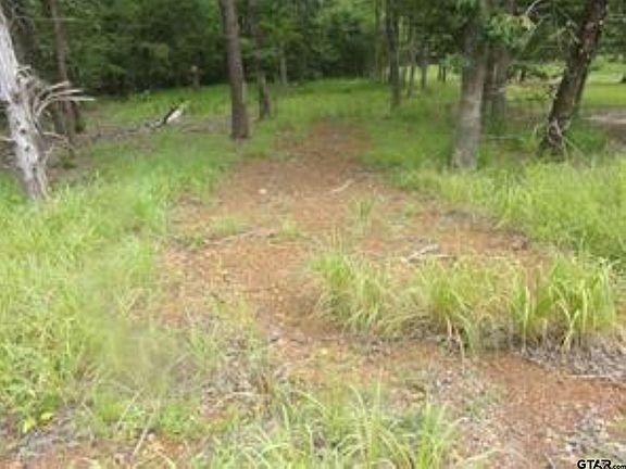 3rd image of 944 Whippoorwill Dr