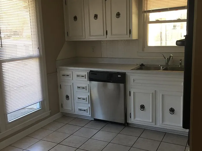 2312 Cadden Rd — Photo 10