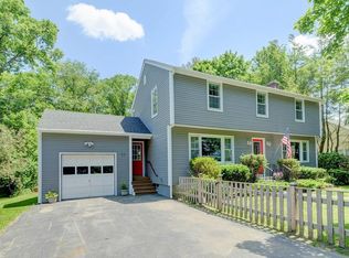 26 Kinnicutt Rd S, Worcester, MA 01602