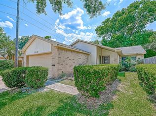 2518 Old Fort Rd, Sugar Land, TX 77479