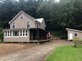 1335 Riverside Dr, Oil City, PA 16301