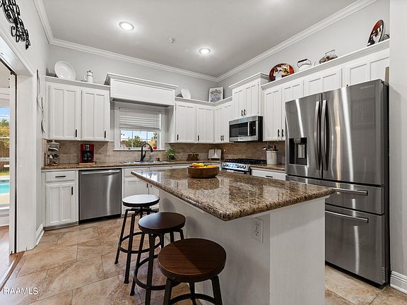 4th image of 108 La Belle Dr