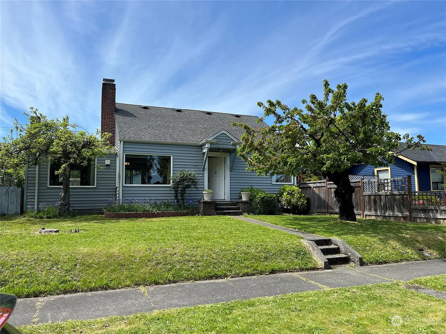 610 E 4th Street photo 1