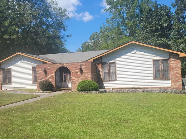 3543 Woodlake Rd, Hephzibah, GA 30815