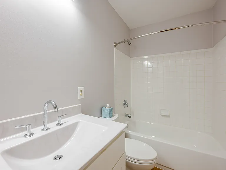 2714 Earls Ct — Photo 28