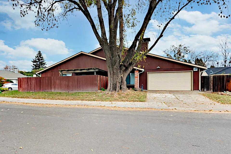 3080 Funston Dr photo 1