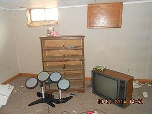 3rd image of 1015 Cottage St