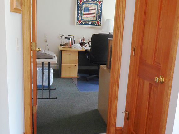 Office/Bedroom by Entry