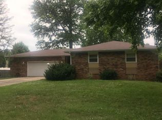 2429 S Meadowlark Ln, Springfield, MO 65807