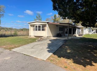 70 Sandalwood Dr, Thonotosassa, FL 33592