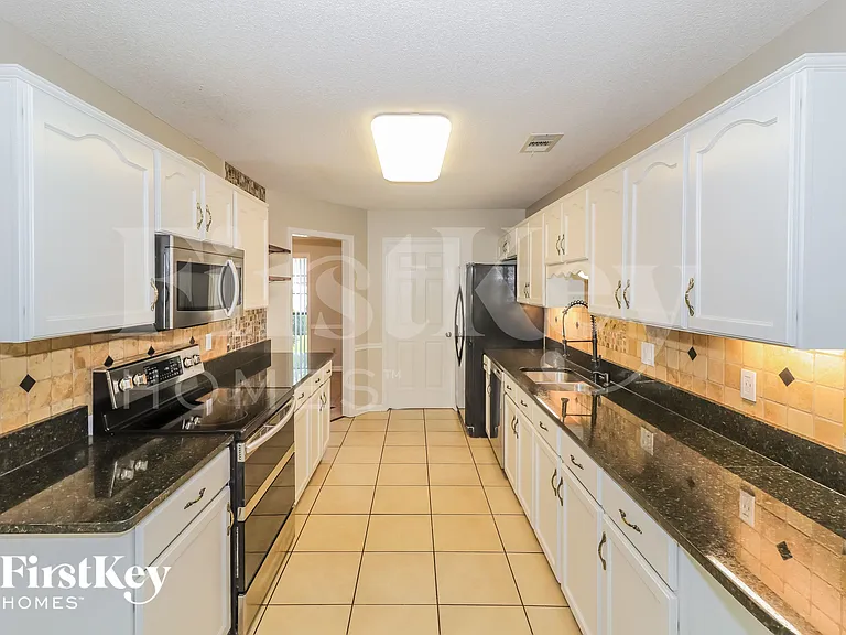 6417 Eagle Valley Cv — Photo 7