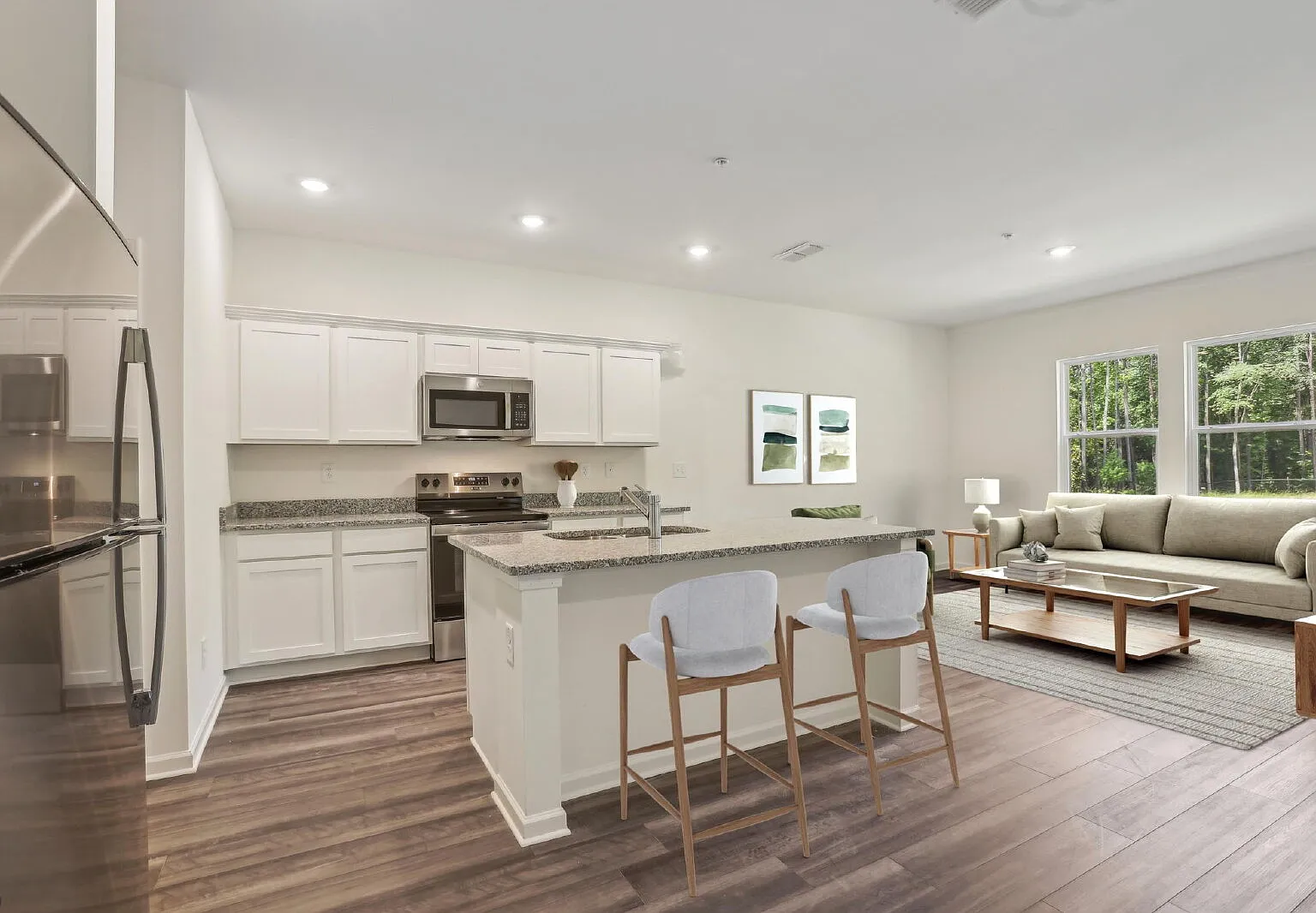 3 bed, 2.5 bath, 1760 sqft, $2,450 — Photo 2
