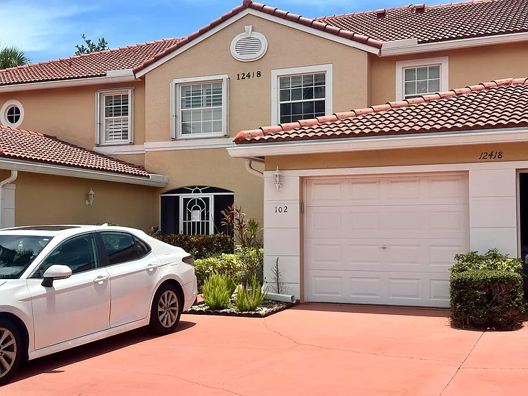 12418 Crystal Pointe Dr #102 — Photo 47
