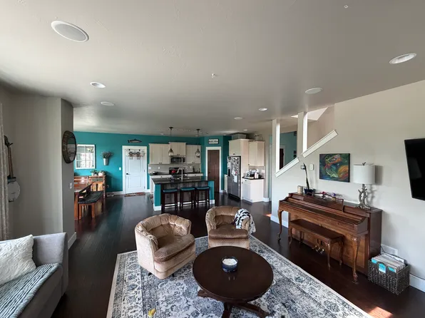 4871 Alpha Dr, Bozeman, MT 59718