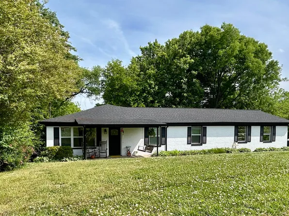 711 Walter St, Athens, TN 37303