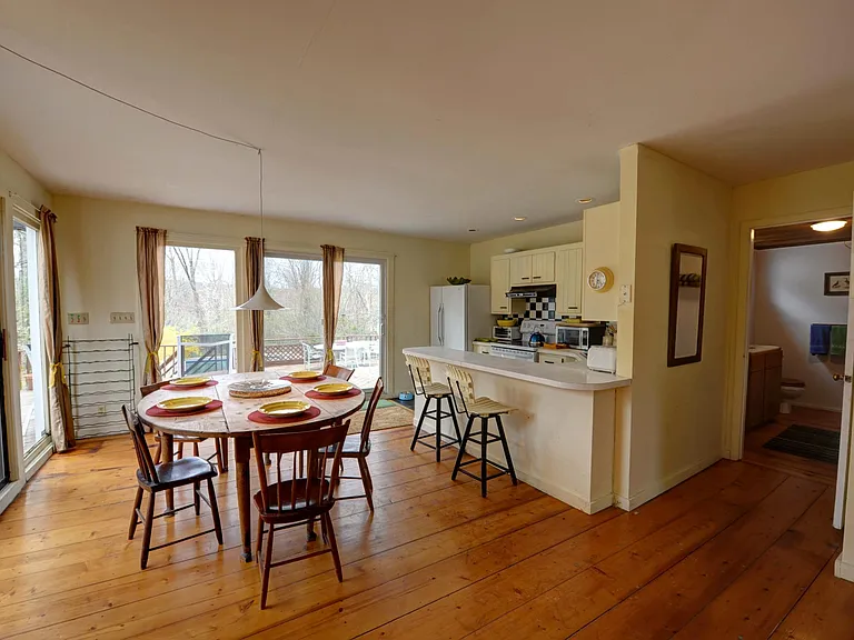 2397 Glasco Turn Pike — Photo 4