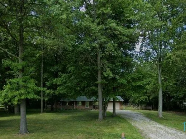 1802 Berkey Rd, Swanton, OH 43558