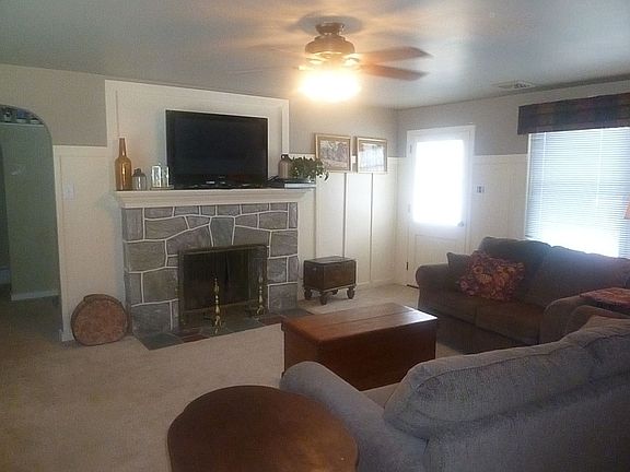 Livingroom FP Wall