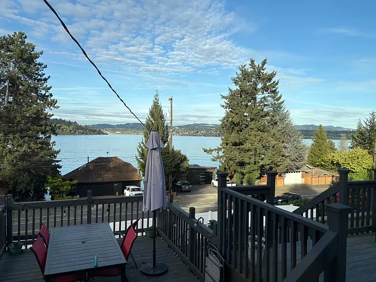 9917 Rainier Ave S — Photo 35