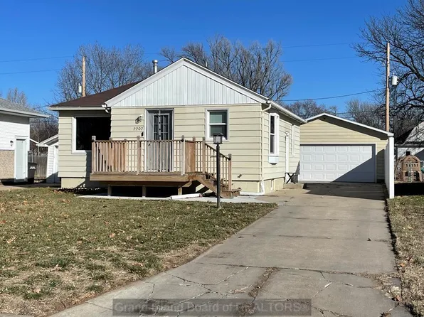 2207 Park Ave, Grand Island, NE 68803