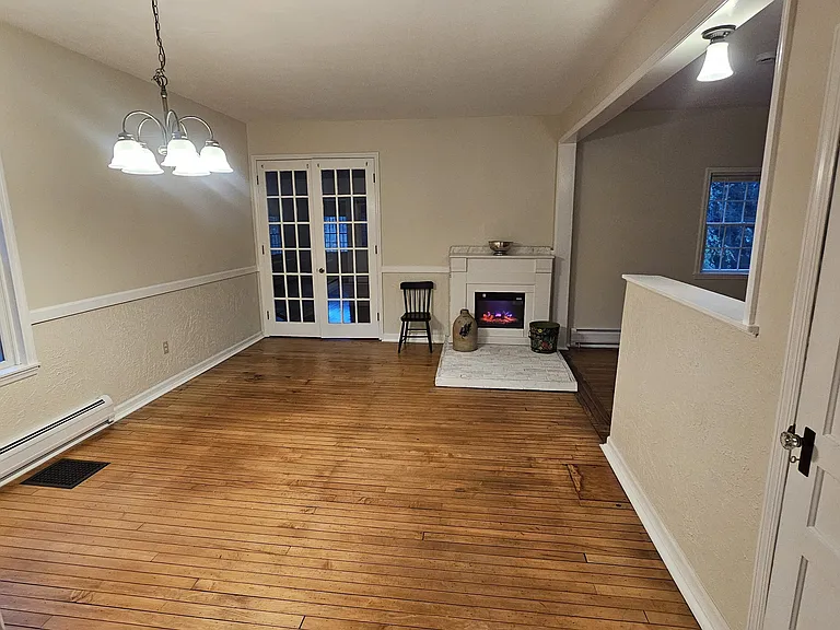 2089 W Creek Rd — Photo 22