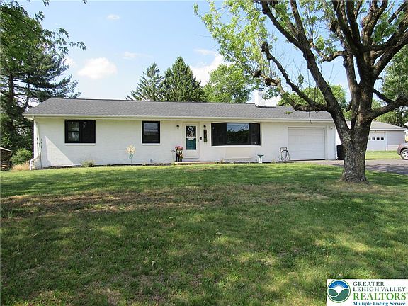2nd image of 3289 Jacoby Rd