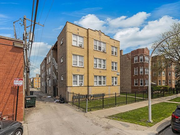 2nd image of 1145-49 N Leclaire Ave #1145-3N