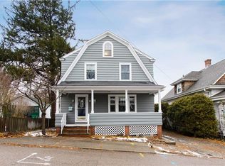 23 Lawn Ave, Warwick, RI 02888