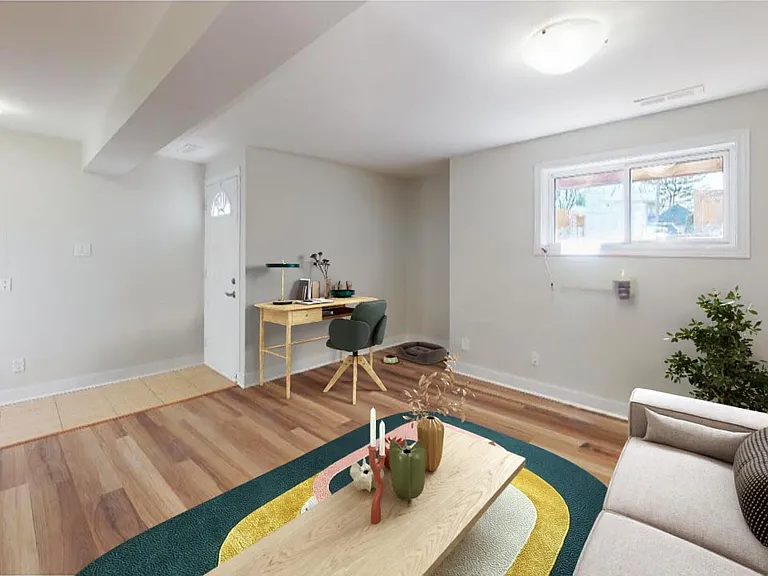 1230 Emperor Ave — Photo 9