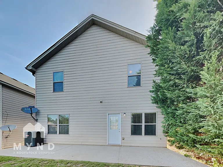 125 Tyre Dr — Photo 25