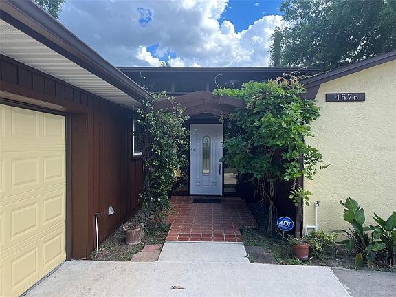 4th image of 4576 N Ln