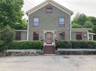 5 Main St, Purdys, NY 10578